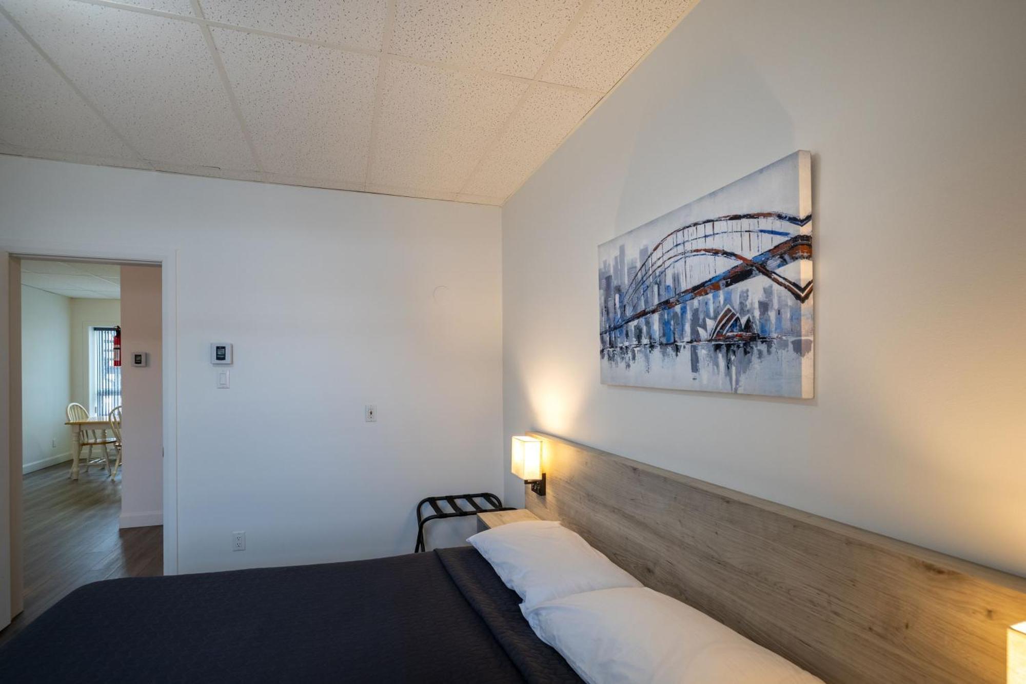Motel Et Condo Chez Charley Sainte-Anne-de-Beaupré エクステリア 写真